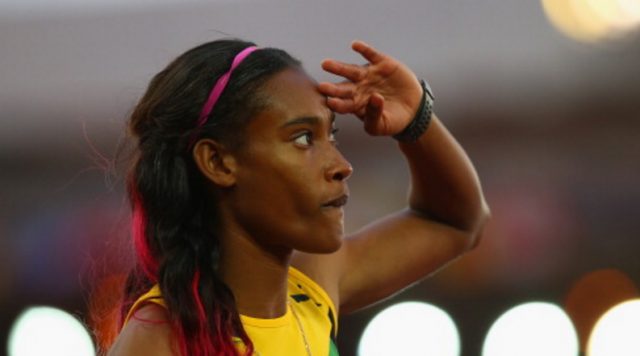 Stephenie-Ann McPherson Wins Heat 1 of Women's 400m at Rio Olympics