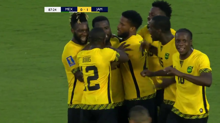 Jamaica defeats Mexico 1-0 with a 10-man squad, advances to Gold Cup FINAL