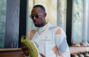 Usain Bolt Goes Sneaker Shopping